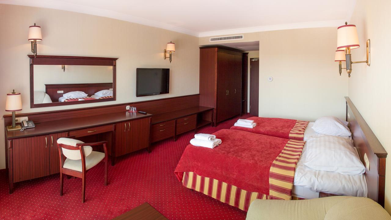Doris Spa & Wellness Kolobrzeg Bagian luar foto