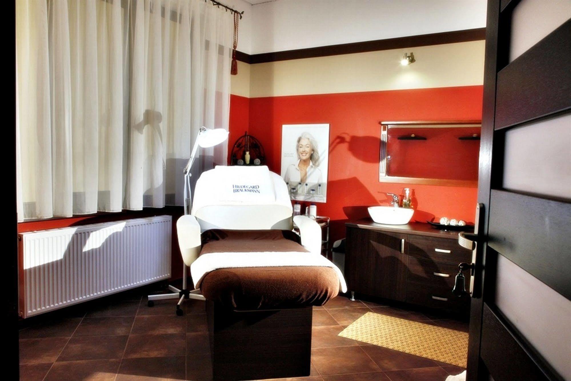 Doris Spa & Wellness Kolobrzeg Bagian luar foto